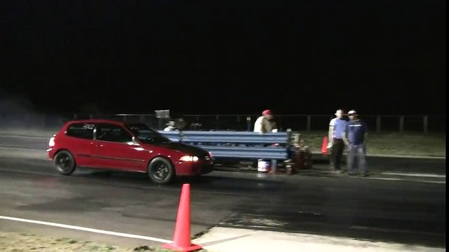 EG hatch vs EG hatch - All motor civic battle