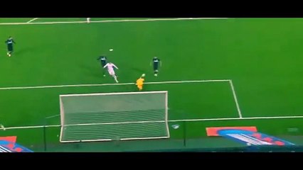 Fiorentina, con Juan Vargas, venció al Inter con este blooper