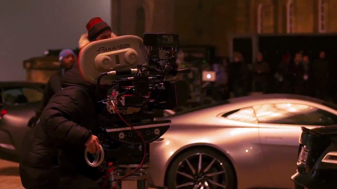 Spectre Featurette - Behind the Scenes (2015) - Daniel Craig Movie HD - YouTube
