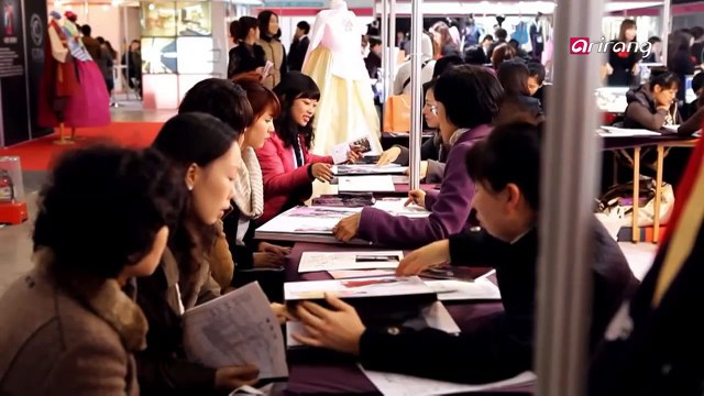 Spring is the season for weddings! How much do couples spend on their weddings? 봄철은 결혼식 시즌! 신혼부부의 결혼비용은?