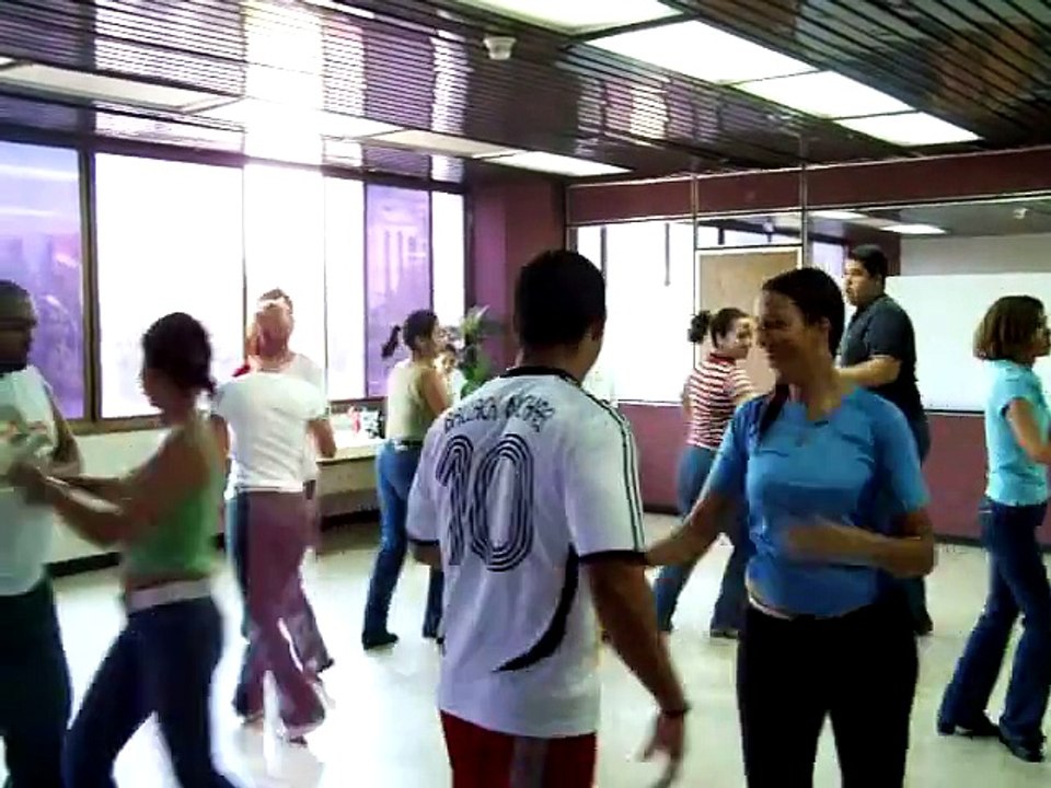 CLASES DE SALSA◄Practica Basico 3