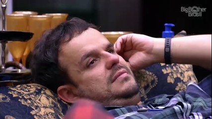 Cezar chamando Tamires de filhinha de mamae 02/03