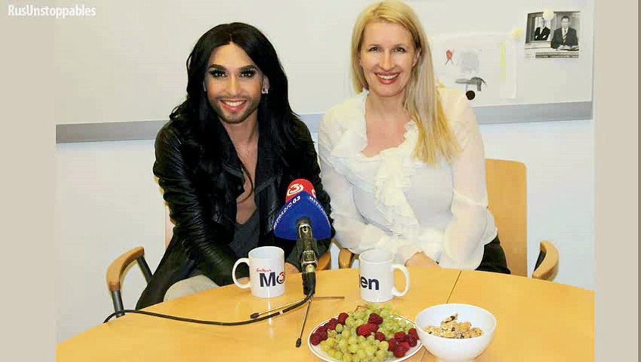 Ö3 - Frühstück bei mir mit Claudia Stöckl - Interview mit Conchita Wurst, 01.03.2015