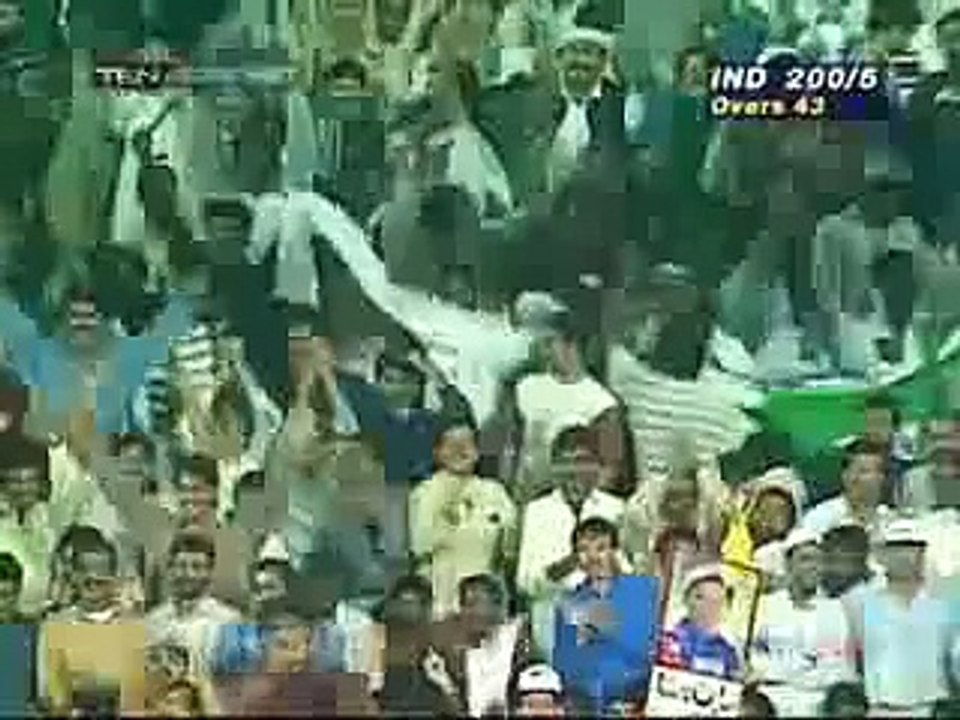 Wasim Akram v Saurav Ganguly -the king of Swing-  Classic Reverse swinging yorker