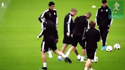 Cristiano Ronaldo ngẫu hứng ở khắp mọi nơi