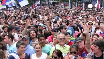 Uruguay: Leftist Vazquez is sworn in as president
