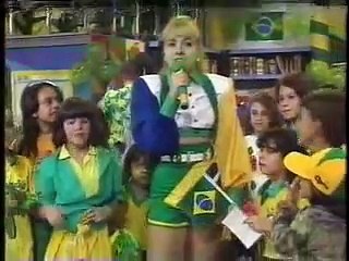 Angélica em clipe da Copa 94 - SBT