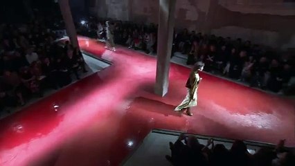 Marni _ Fall Winter 2015_2016 Full Fashion Show _ Exclusive