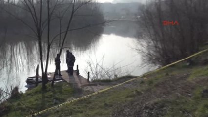 Bartın Irmağı'na Düşen Çaycıyı Aramalar Sürüyor