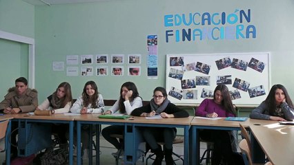 Alumnos de Educación Financiera- 'Pagaría la hipoteca antes que la comida' - Salvados