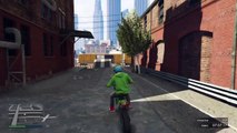 GTA V ONLINE grandi acrobazie nelle gare malate con le moto