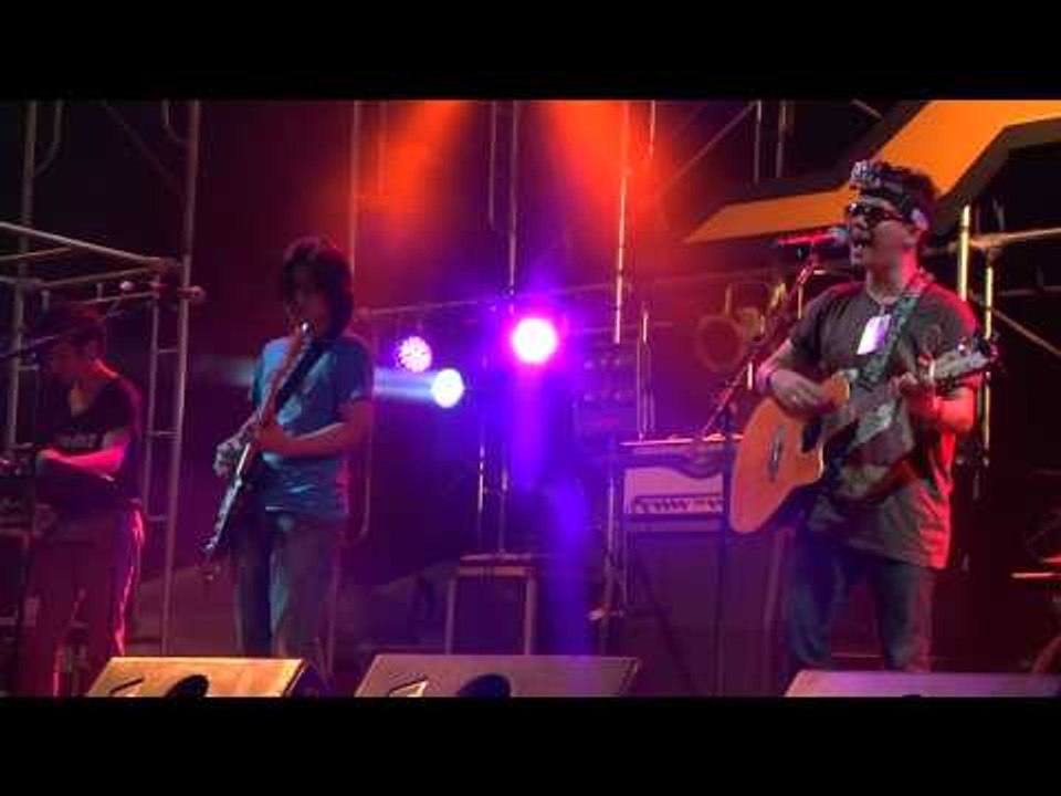 คล้ายๆ - เตเต LIVE @ FATFEST 11th ไตรภาค 2012