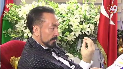 Allah Hristiyan ve Musevilerle evlenebilirsiniz diye bildiriyor, düşman olunmayacağı çok açıktır.