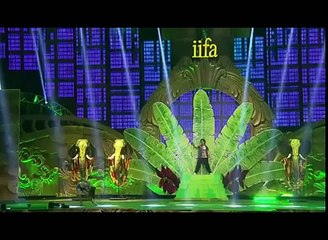Shahid Kapoor Performance @ IIFA Awards 2011