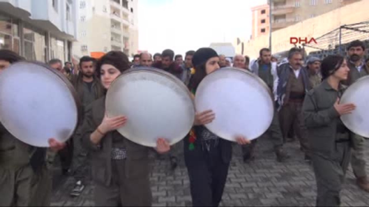 Şırnak'ta 'Kıyafetime Dokunma' Yürüyüşü