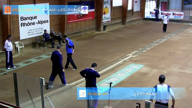 Point de précision T. Dubuis vs M. Eymard, CRO Lyon contre Aix-les-Bains, Club Elite J13, Sport Boules, saison 2014 / 2015