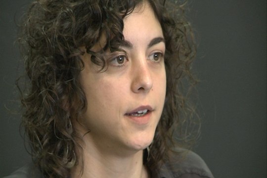 González rechaza vínculos entre Podemos y Venezuela