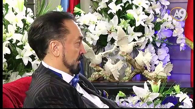 İnsana nimetleri ve hastalıkları veren Allah’tır.