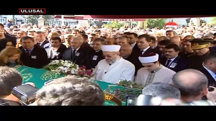 Büyük usta Yaşar Kemal son yolculuğuna uğurlandı