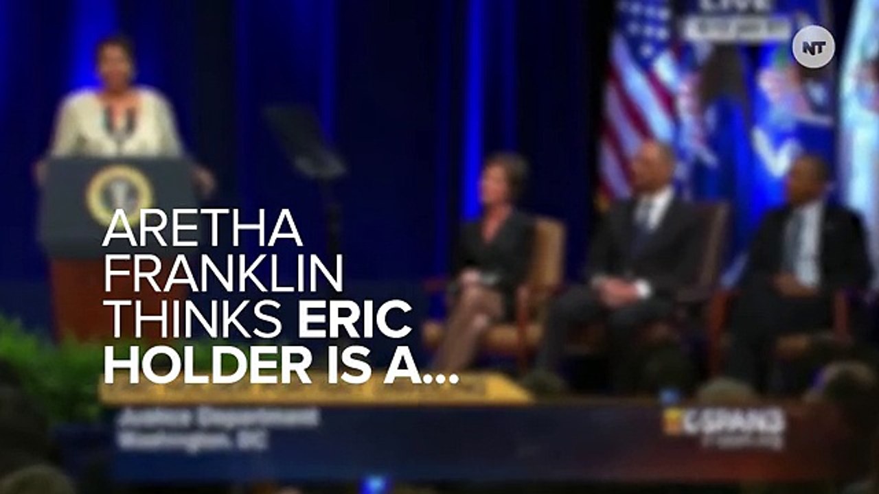 Aretha Franklin Serenades Eric Holder Out Of Office