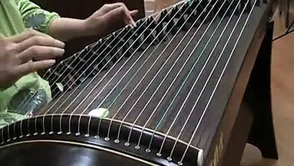 Guzheng - 'Spring River Flower Moon Night' 古筝 - 春江花月夜-