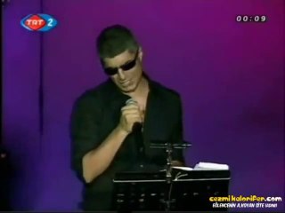 Özcan Denizin I Feel Good Performansı