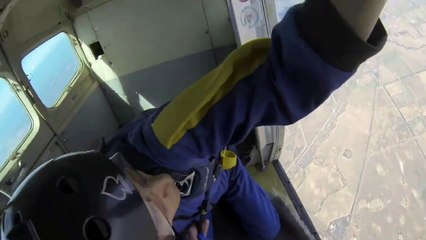 Skydiving At 12 000 Feet  Goes Wrong   Watch How Hero Rescues Student Having A Seizure Mid Air