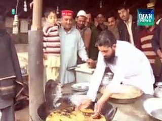 Peshawar- Man Putting Hand in Burning Hot Oil
