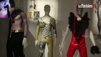 Raphaël à l'exposition « David Bowie Is »