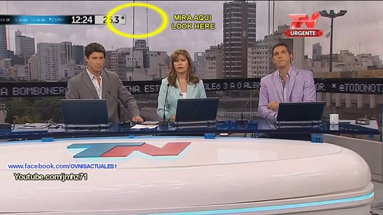 UFO  Argentine.apparition d un ufo pendant les news . 01.03.2015