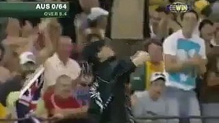 Mathew Sinclair takes an amazing outfield catch