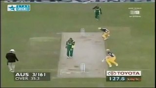 SA fielder lost his trouser while saving boundary