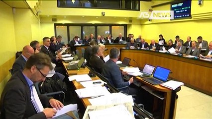 GLI EX CONSIGLIERI: "NOI, DISPREZZATI PER IL VITALIZIO"