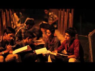 Mumbai's Real Night Life: Students turn to streets for exam preparation