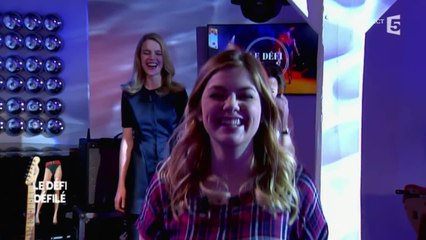 Louane et Natalia Vodianova : le défi défilé - C à vous - 02/03/2015