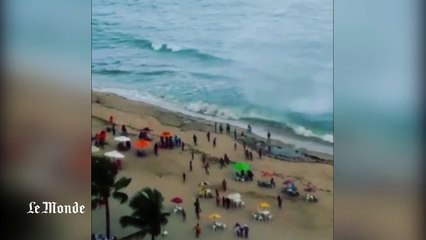 Une trombe marine sème la panique sur une plage brésilienne