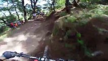 La descente vertigineuse en VTT de Rémy Métailler