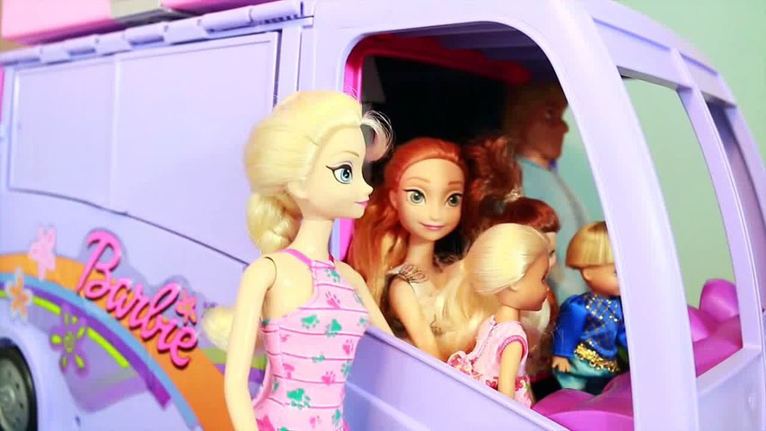 Frozen FAMILY VACATION AllToyCollector Elsa, Anna, Toby & Chelsea Barbie Motorhome RV Yellowstone