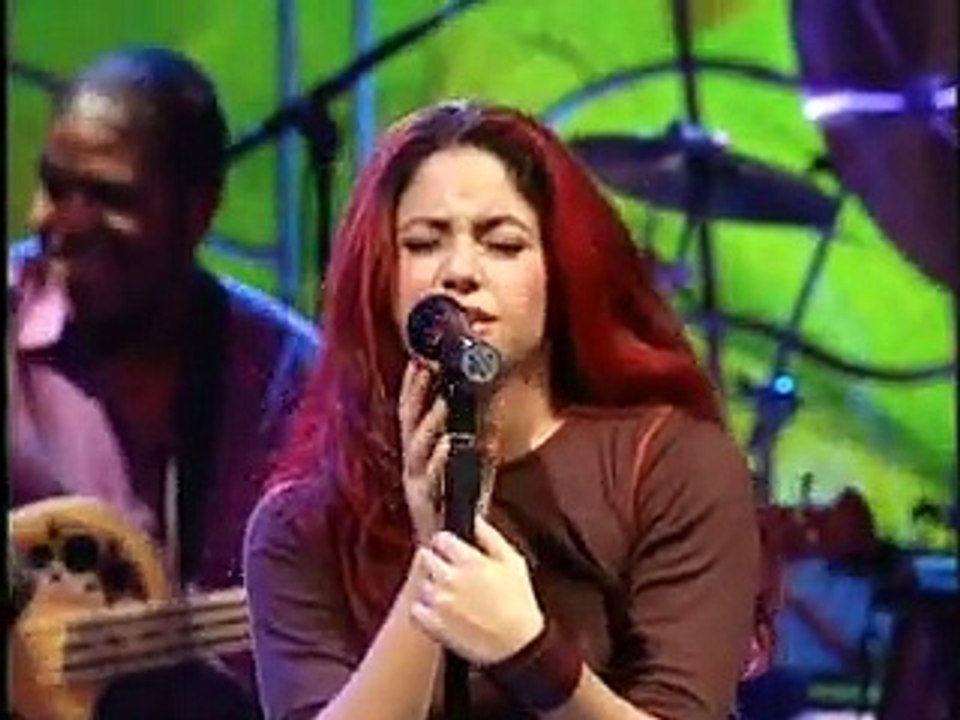 Shakira - No Creo (Unplugged)