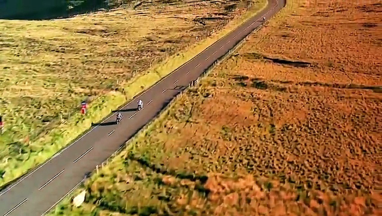 THE GREATEST SHOW ON EARTH ★HD★ 322kmh-200mph Street Race ✔ ISLE of MAN TT