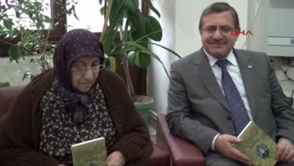 Kayseri 85 Yaşında İlk Şiir Kitabını Çıkarttı