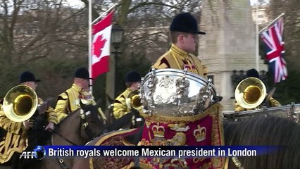 Royal welcome for embattled Mexican president in London