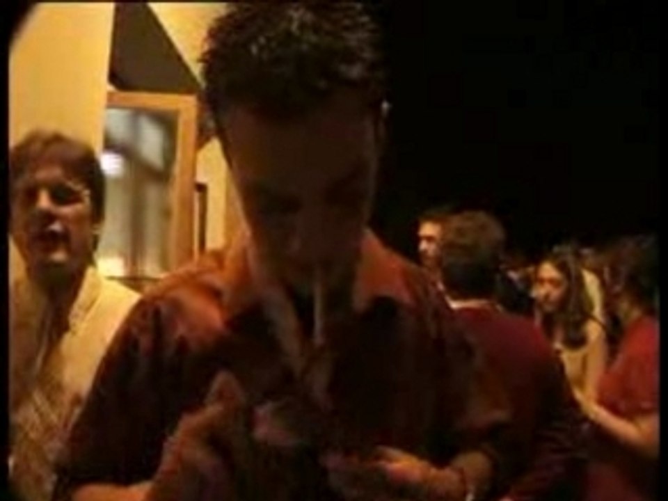 Noeud de cravate en 10 secondes