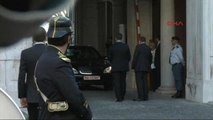 Başbakan Davutoğlu Portekiz'de Resmi Törenle Karşılandı