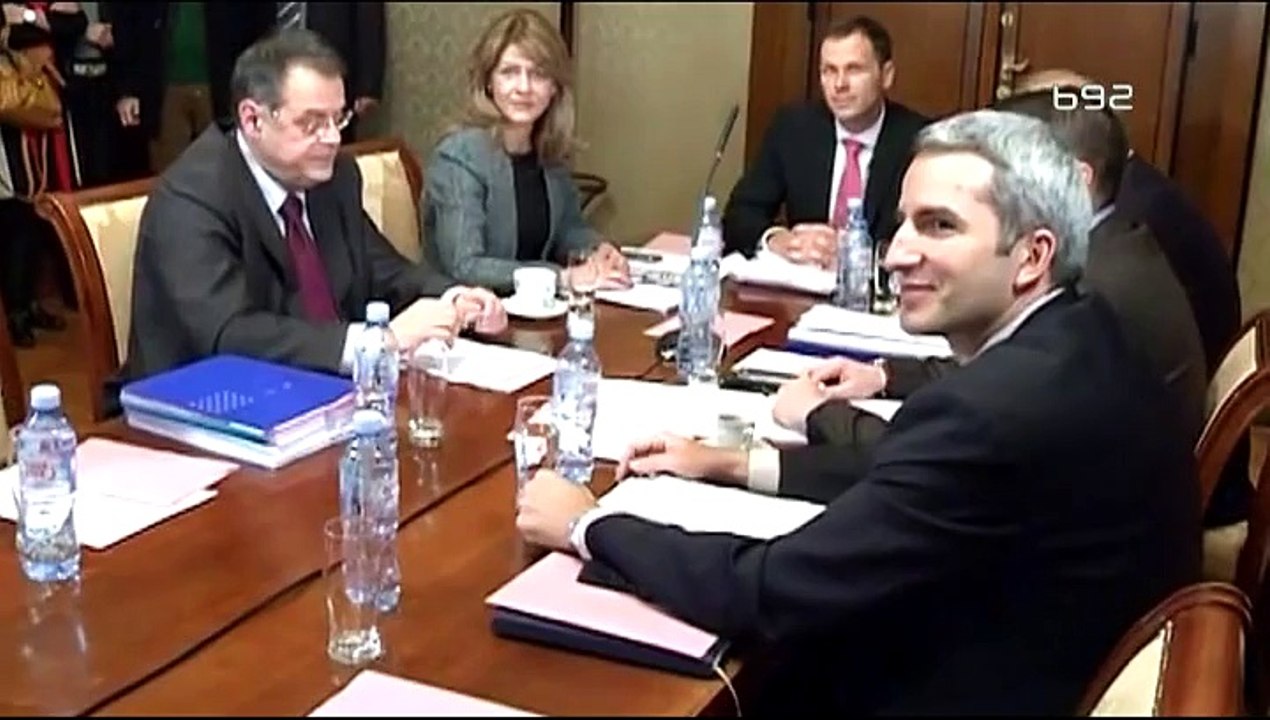 Reporter B92 - Jaci od zakona (2015)