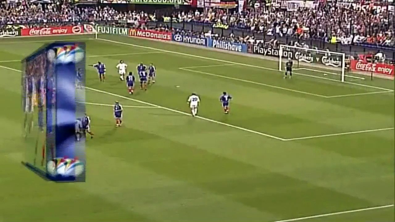 David Trezeguet : « Mon but en or à l'Euro 2000, même les Italiens m'en
