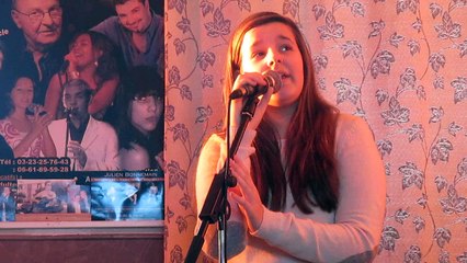 Lola Reva chante "le portrait" 03 03 2015