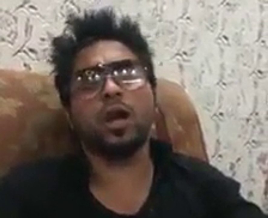 Funny Molvi Sab Funny Video Pendu Style - MeriDunya.com