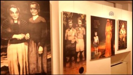 Atina'da "Çizgilerle Dostluk" Sergisi