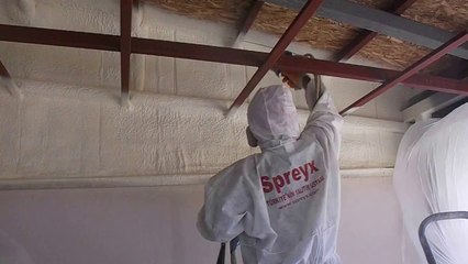 ÇATI YALITIMI PÜSKÜRTME SERT KÖPÜK İZOLASYON